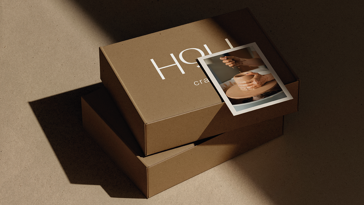 HOLI